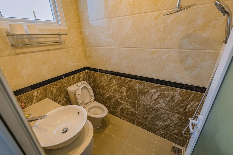 Phan Thong Vang Hotel