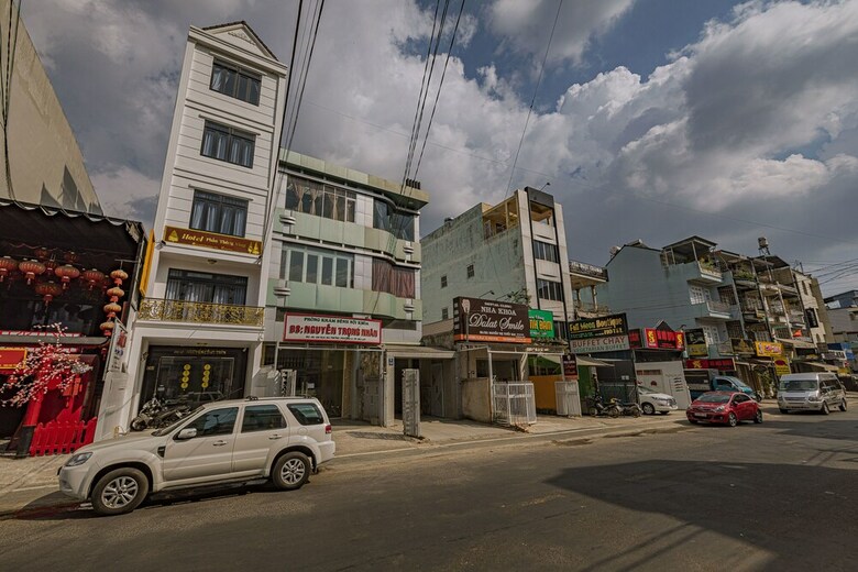 Phan Thong Vang Hotel