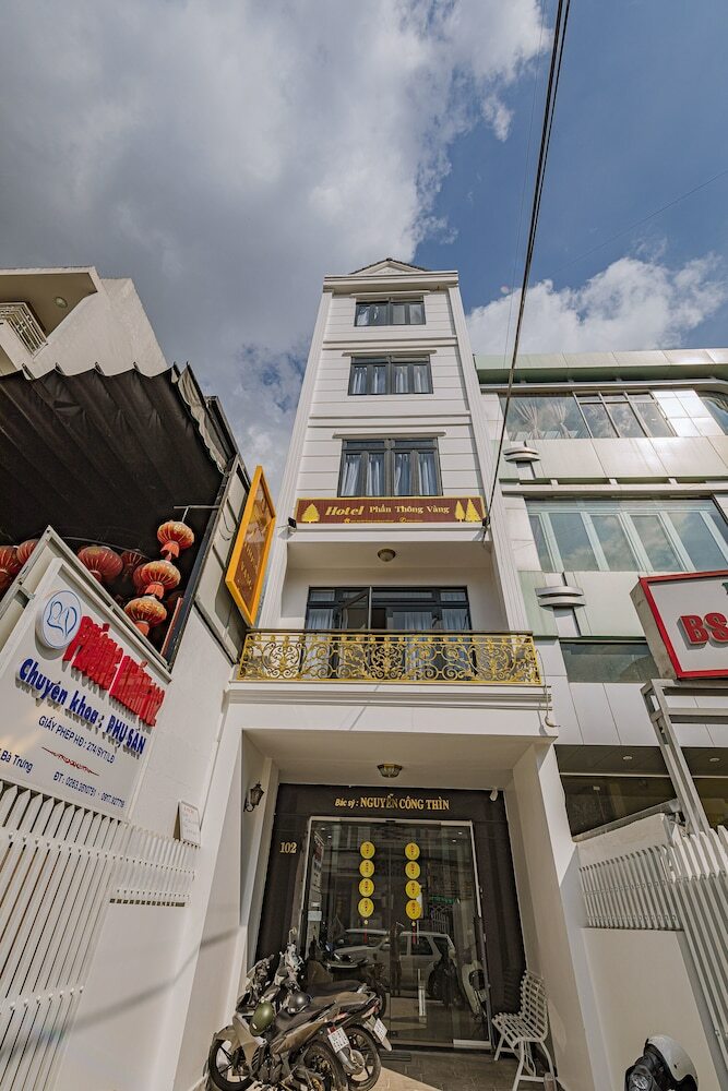 Phan Thong Vang Hotel