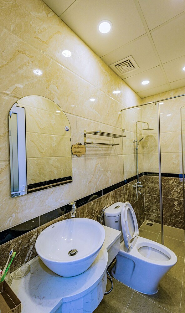 Phan Thong Vang Hotel