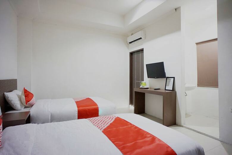 Hotel Oyo 2886 Her Mandiri Guest House