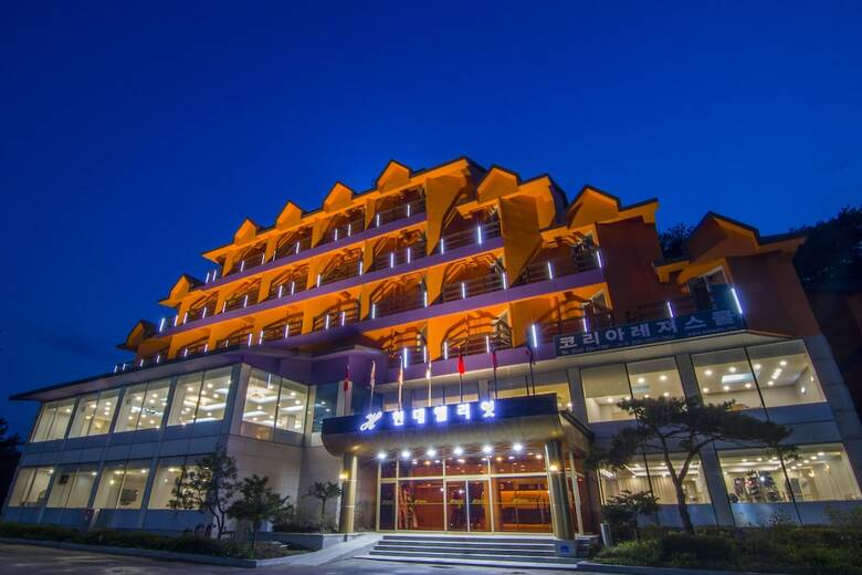 Hyundai Elliot Hotel And Resort