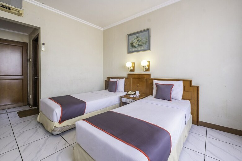 Collection O 25 Hotel Baltika
