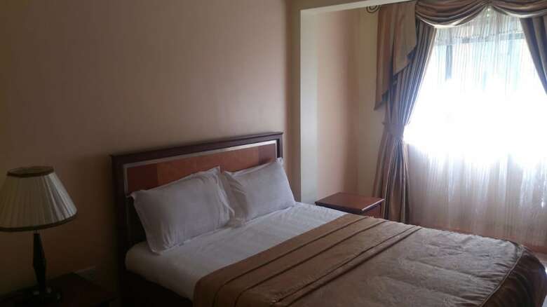 Apartamentos Lighthomez Pinnacle Suites