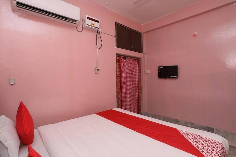 Hotel Chilika Residency