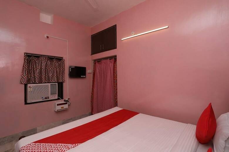 Hotel Chilika Residency