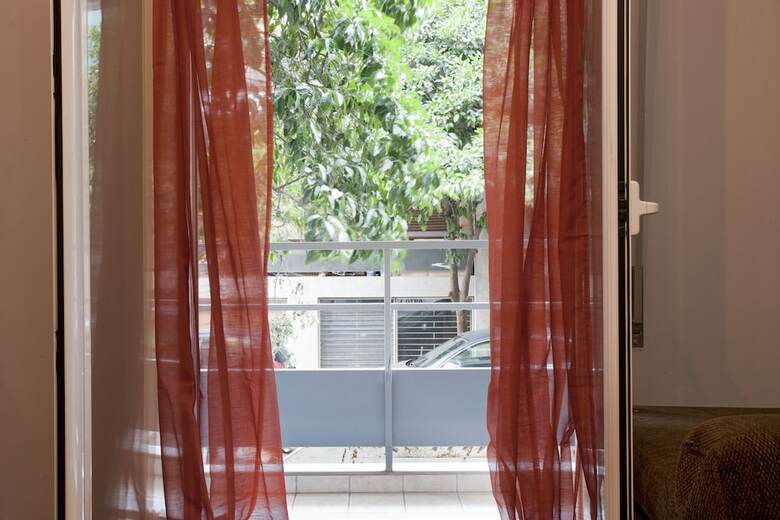 Two Bedroom Apartment At Koukaki