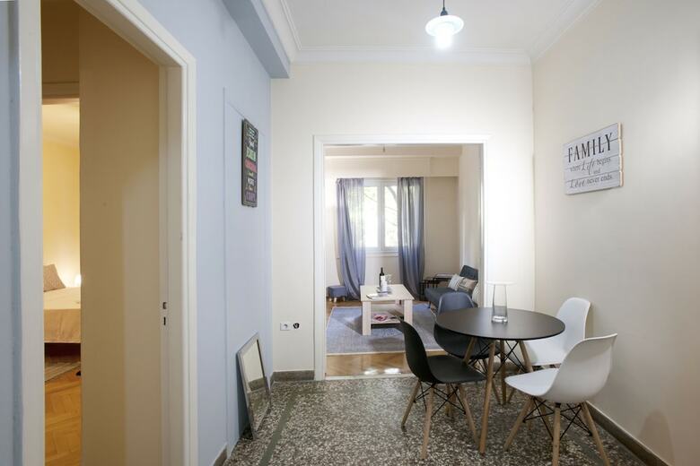 Three Bedroom Apartment At Athens