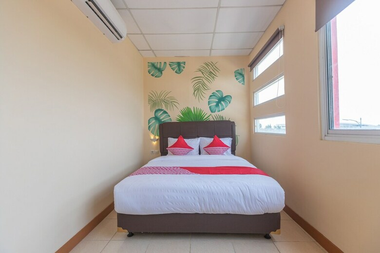 Hotel Oyo 1552 Iodium Residence
