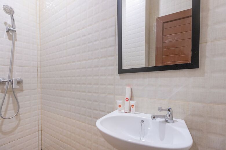 Hotel Oyo 1552 Iodium Residence