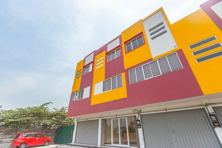 Hotel Oyo 1552 Iodium Residence