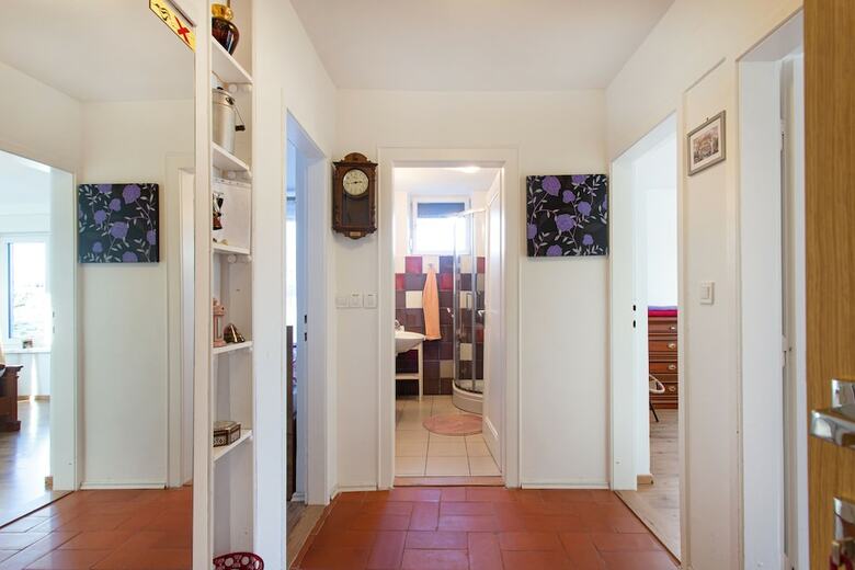 Bronia Apartments