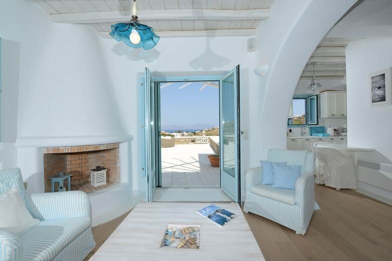 Villa Danelina Next To Ornospsarou Beach