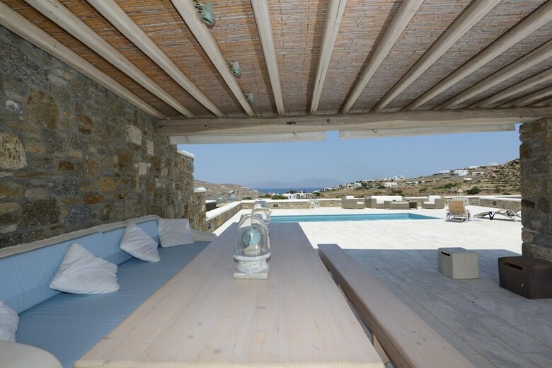 Villa Danelina Next To Ornospsarou Beach