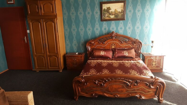 Hostal Hostel Otard