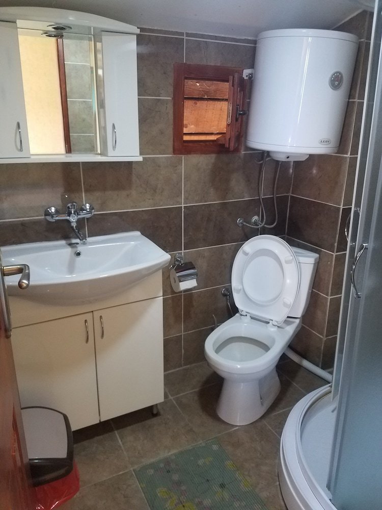 Hostal Hostel Otard