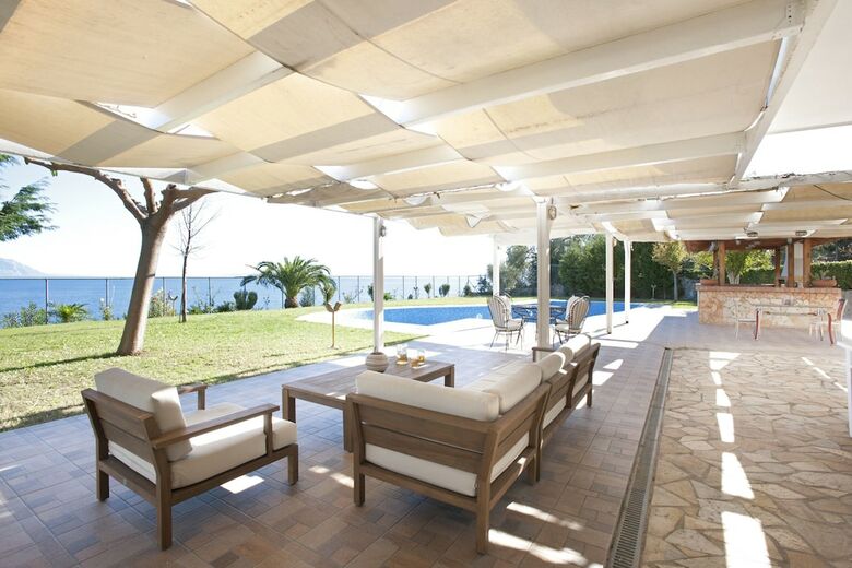 Spacious Villa At Ilia Edipsou