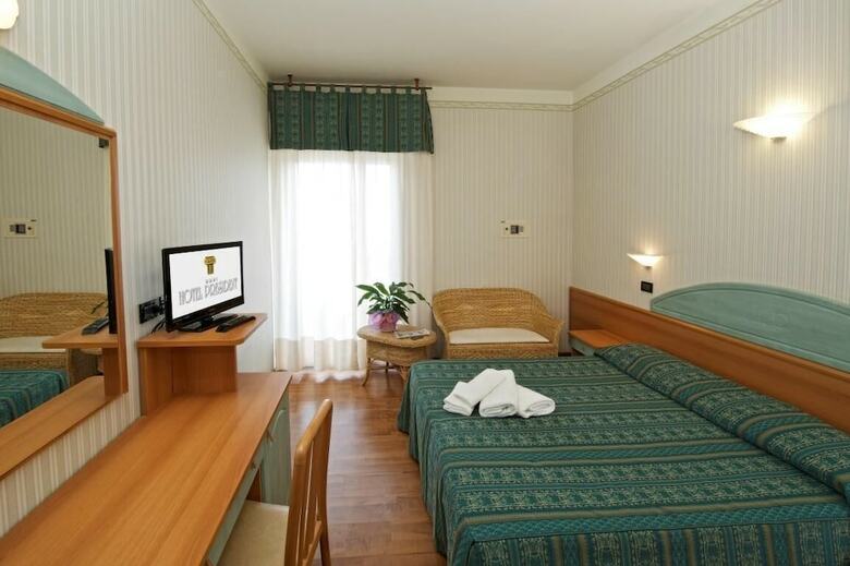 Hotel President