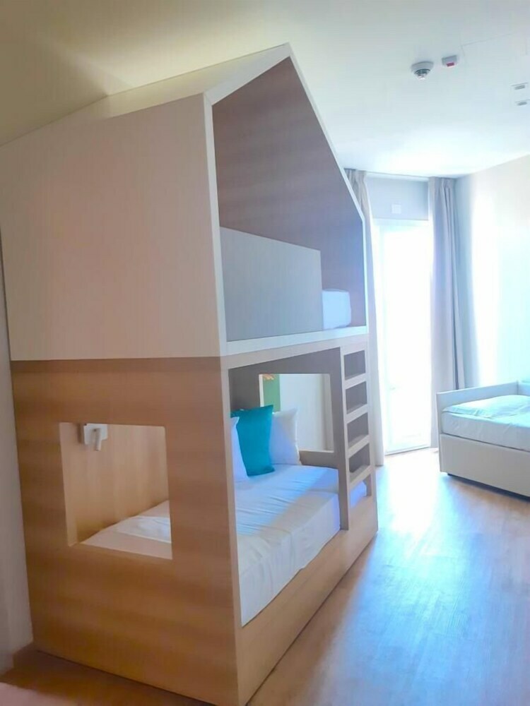 Hotel President
