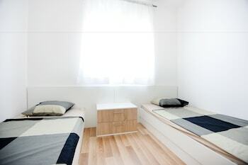 Apartments Hills