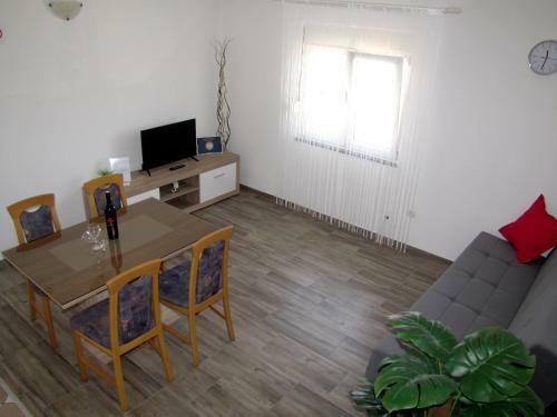 Apartments Klanac