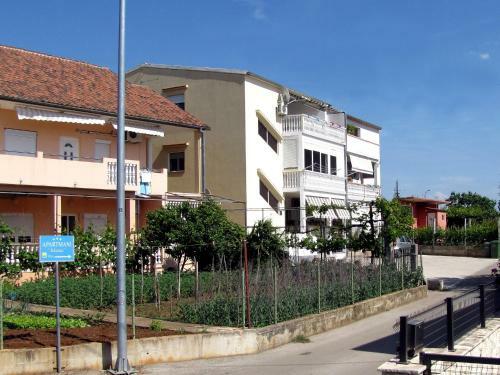 Apartments Klanac