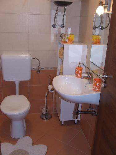 Apartamentos Villa Ana