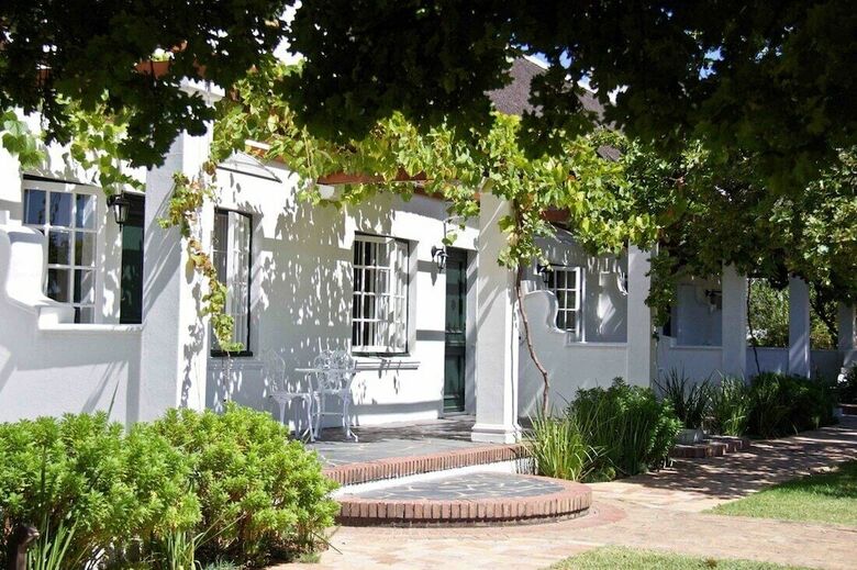 Hotel Laborie Estate