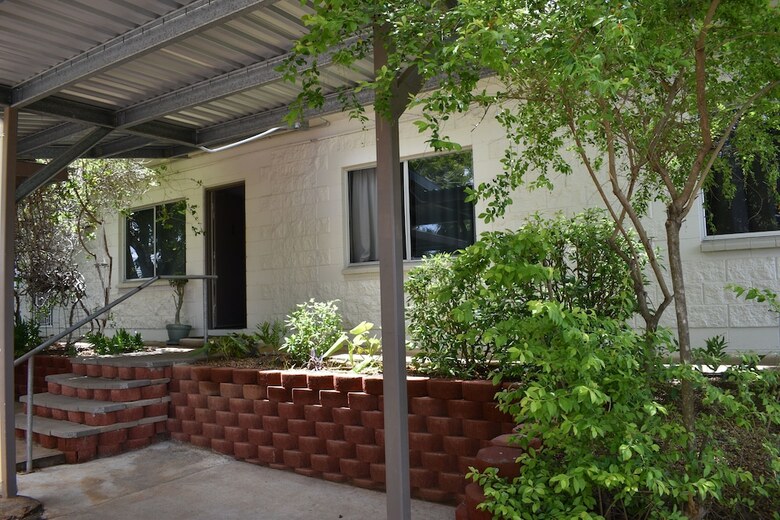 Hillview Motel