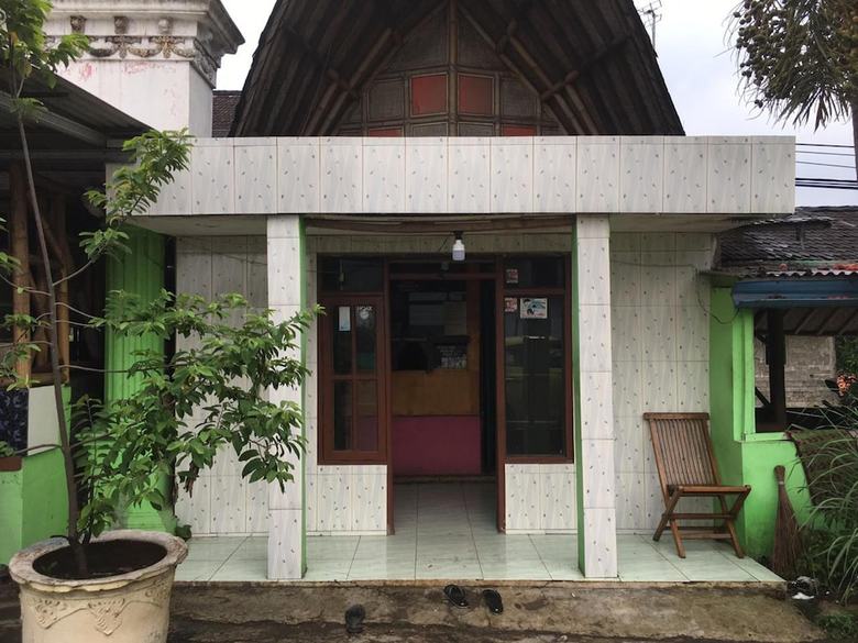 Hostal Spot On 2652 Penginapan Jempol
