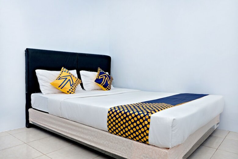 Hostal Spot On 2847 Anggrek Homestay