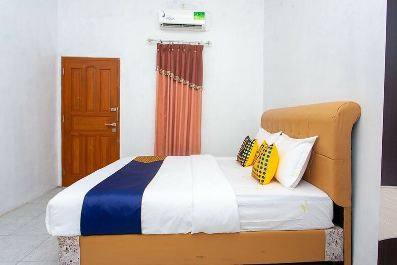 Hostal Spot On 2830 Azka Guest House Syariah