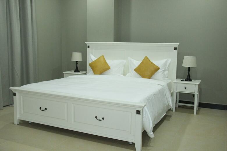 Apartamentos Lh Residence