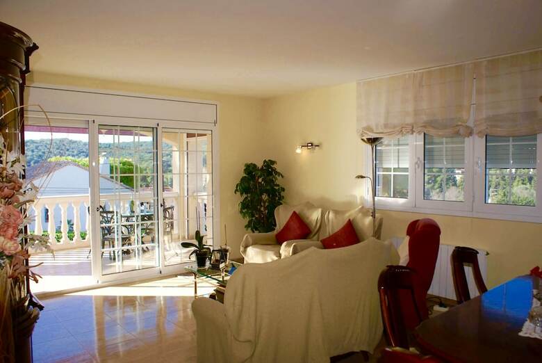 Cubelles Hlclub House