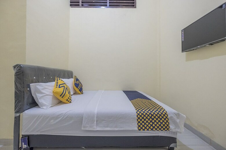 Hotel Spot On 2461 Pondok Haikal Almira