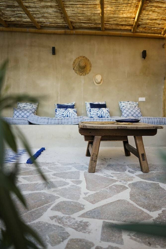 Aparthotel Ronda Center Apartments With Pool