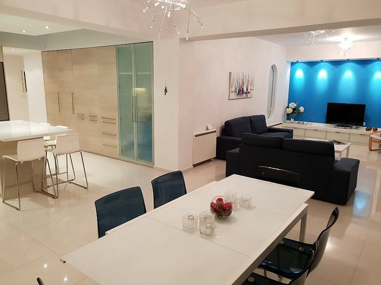 Apartamentos Luxurious Suite Athena Near To Beach