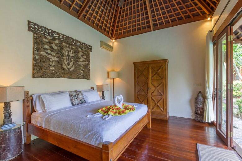 Villa Santhi