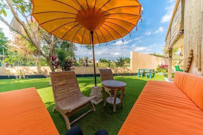 Villa Secret Estate