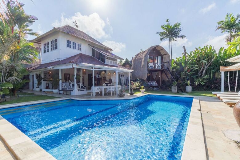 Villa Alor
