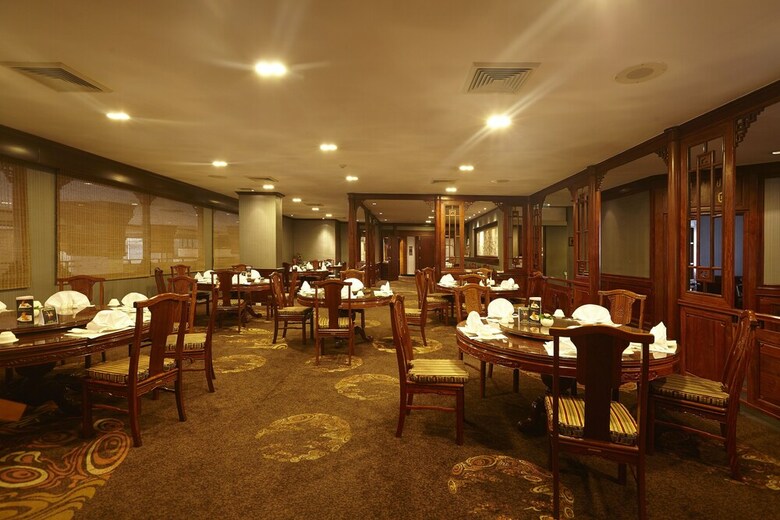 Lao Plaza Hotel