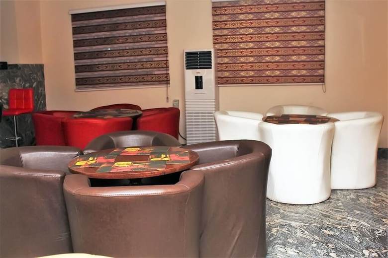 C'ron Hotels And Suites
