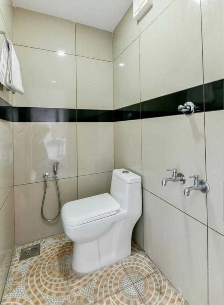 Hotel Green Line Residency