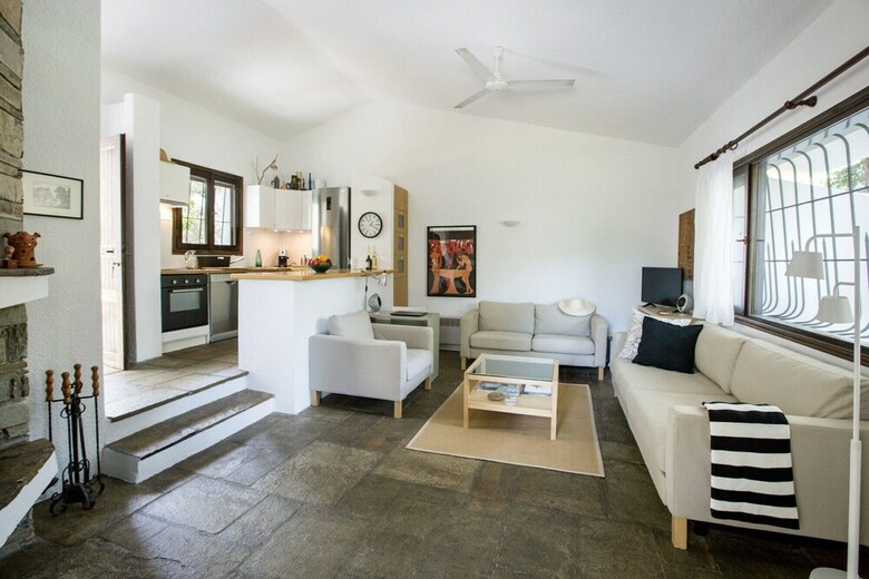 Apartamentos Villa Emily In Sani With Garden And Pool