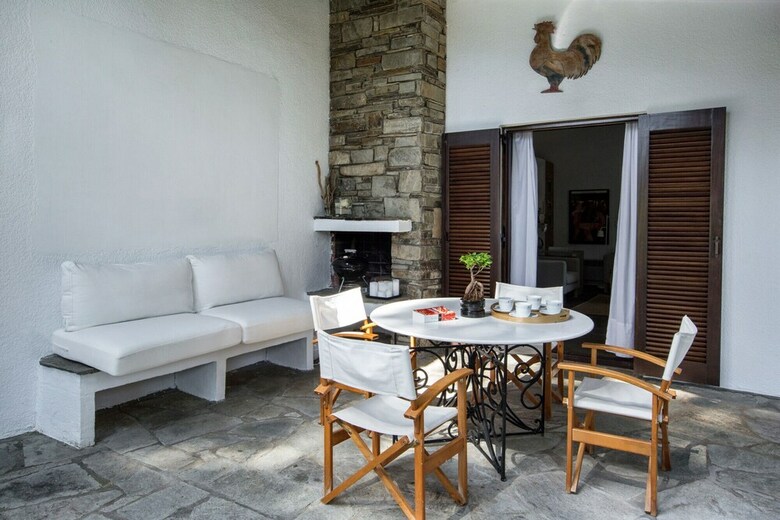 Apartamentos Villa Emily In Sani With Garden And Pool