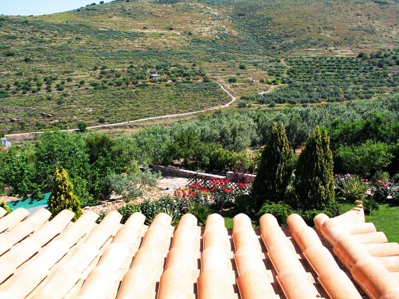 Villa Phaedra With Pool And View
