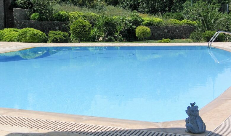 Villa Phaedra With Pool And View