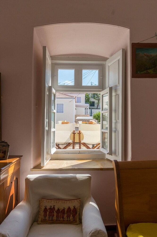 Villa Spetses 19th Century Glamour!
