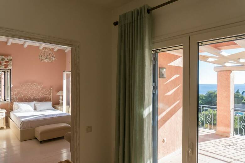 Villa Grejo, Opulent Mansion With Pool