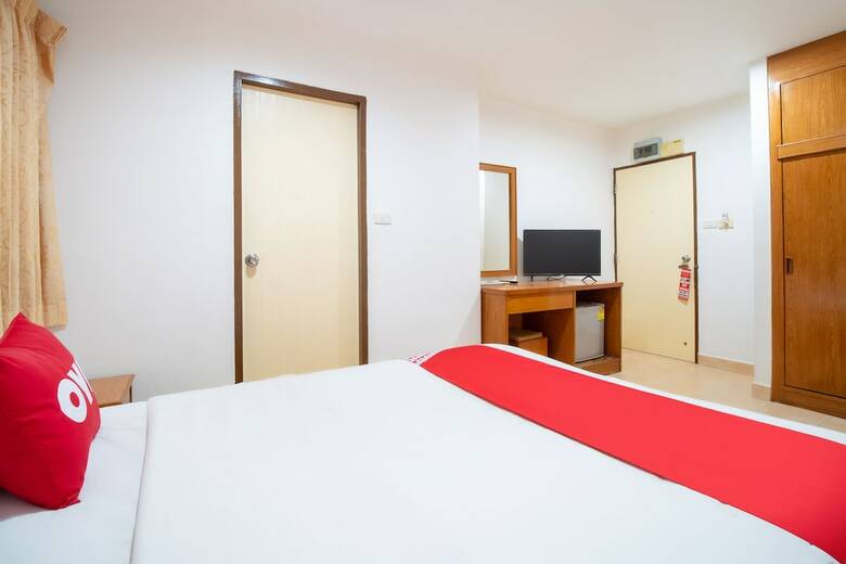 Hotel Oyo 811 Jasmine Villa